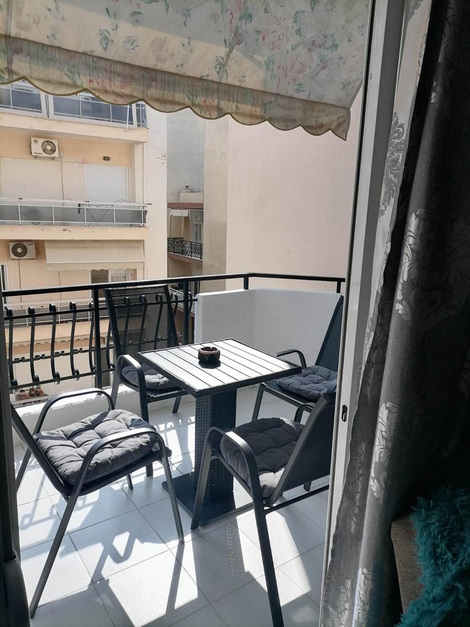 Dz Apartment Axd أليكسانثيربوليس المظهر الخارجي الصورة